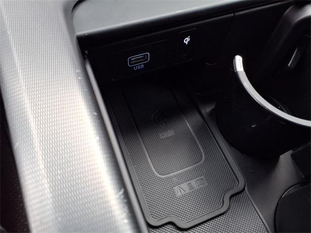 Photo of 2024 Hyper White Hyundai PALISADE
