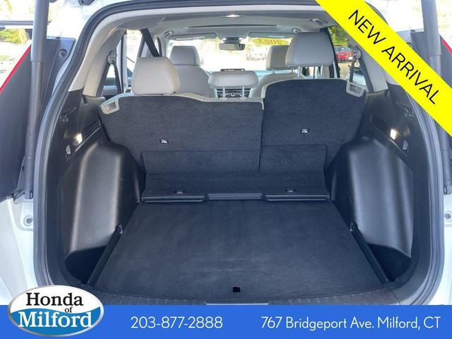Photo of 2023 Platinum White Pearl Honda CR-V