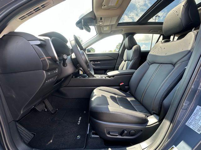 Photo of 2025 Gray Mazda CX-50 Hybrid