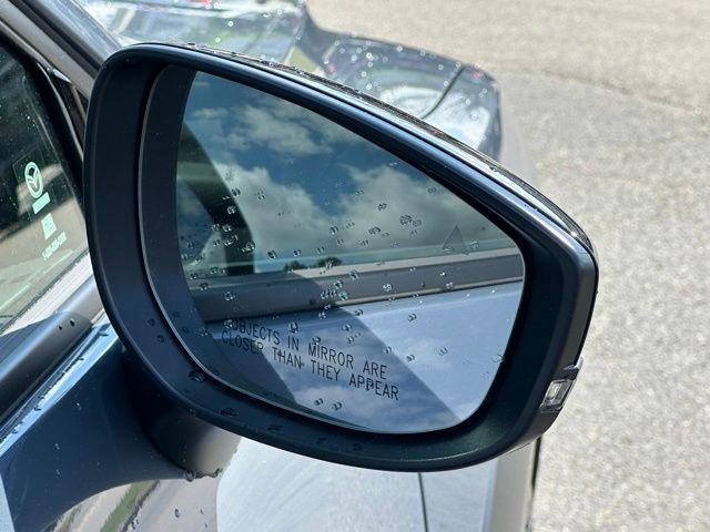 Photo of 2025 Gray Mazda CX-50 Hybrid