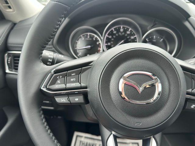Photo of 2025 White Metallic Mazda CX-5