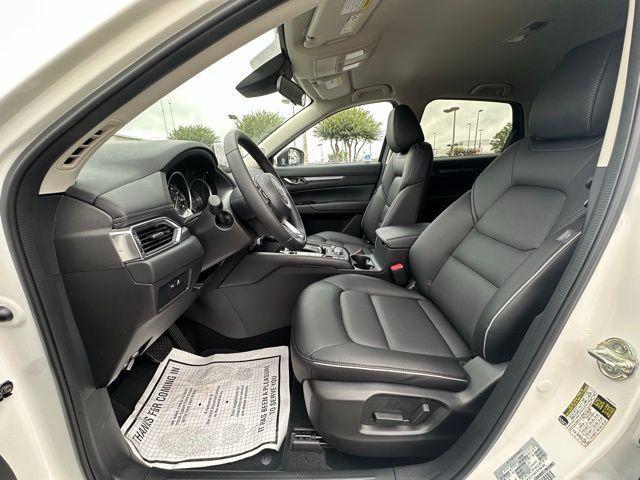 Photo of 2025 White Metallic Mazda CX-5
