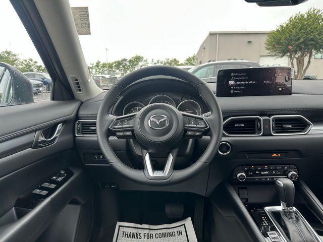 Photo of 2025 White Metallic Mazda CX-5