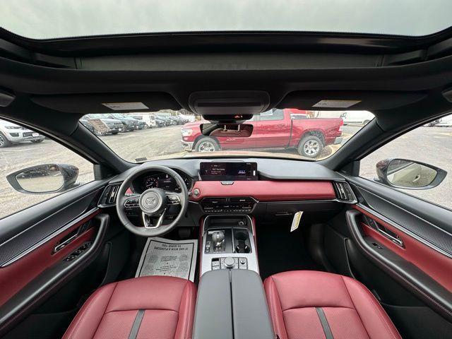 Photo of 2025 Zircon Mazda CX-70