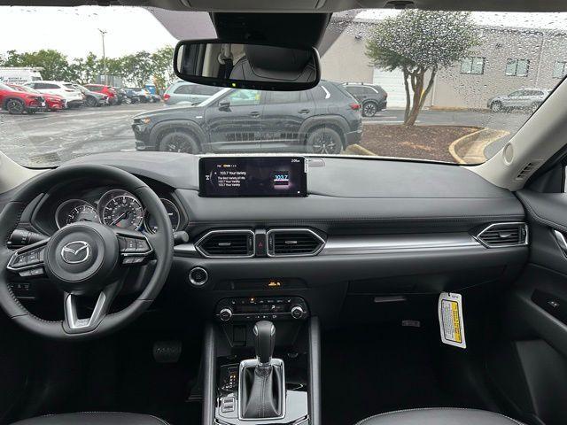 Photo of 2025 Quartz Metallic Mazda CX-5