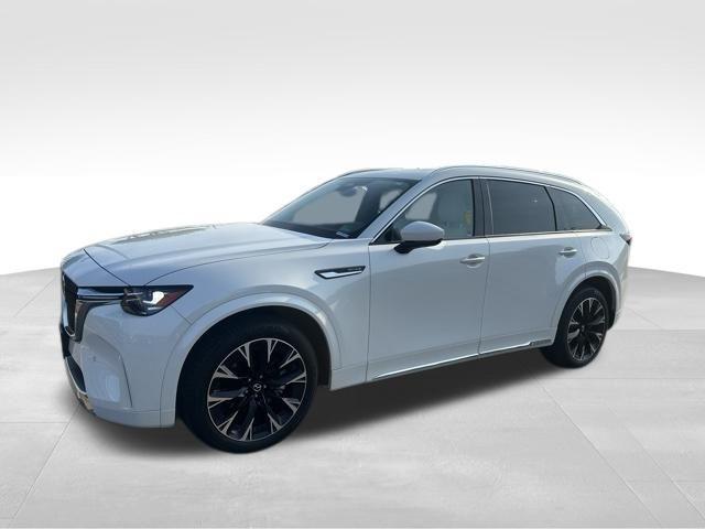Photo of 2024 Rhodium Mazda CX-90