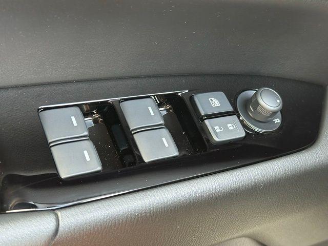 Photo of 2025 Gray Mazda CX-5