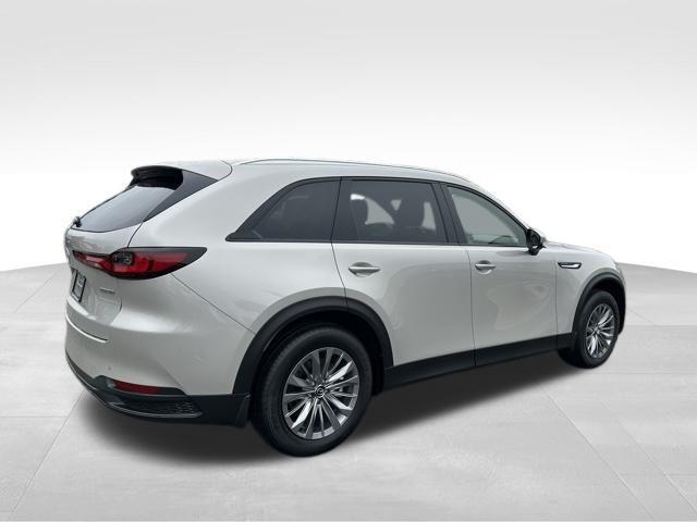 Photo of 2025 Platinum Mazda CX-90
