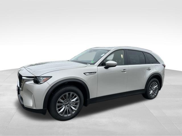 Photo of 2025 Platinum Mazda CX-90