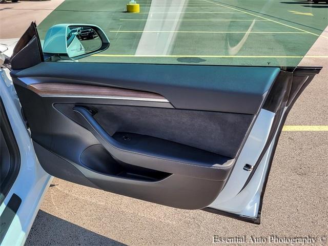 Photo of 2022 Pearl White Multi Tesla Model 3