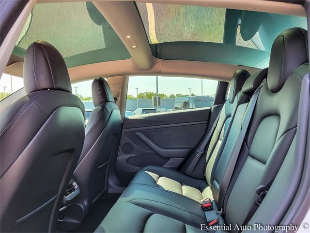 Photo of 2022 Pearl White Multi Tesla Model 3