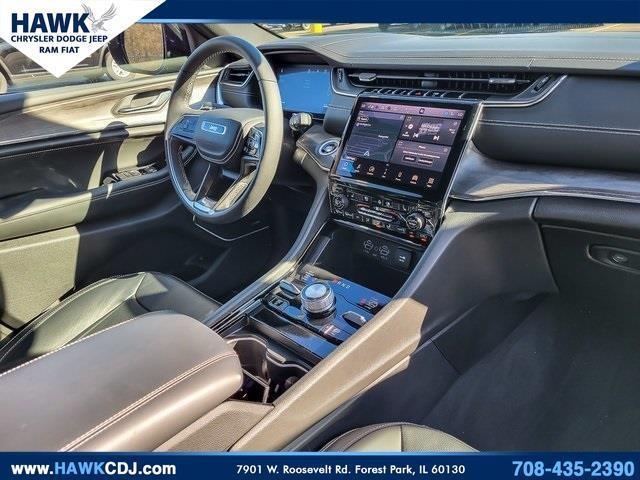 Photo of 2024 Diamond Black Jeep Grand Cherokee