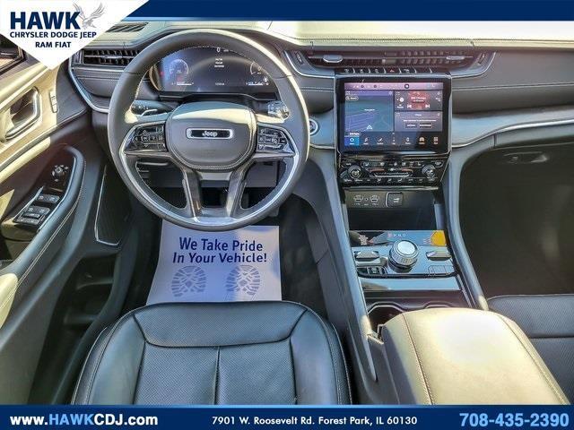 Photo of 2024 Diamond Black Jeep Grand Cherokee