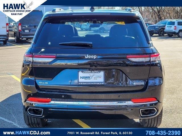 Photo of 2024 Diamond Black Jeep Grand Cherokee