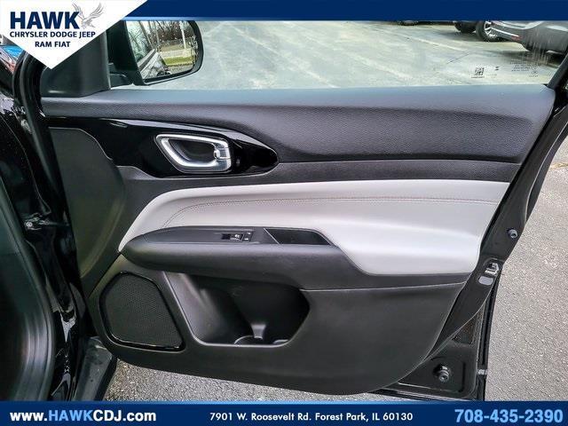 Photo of 2024 Diamond Black Jeep Compass
