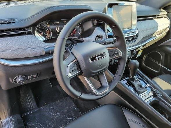 Photo of 2025 Diamond Black Jeep Compass