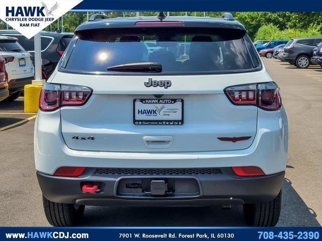 Photo of 2022 Bright White Clearcoat Jeep Compass