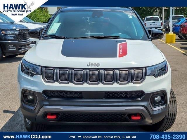 Photo of 2022 Bright White Clearcoat Jeep Compass