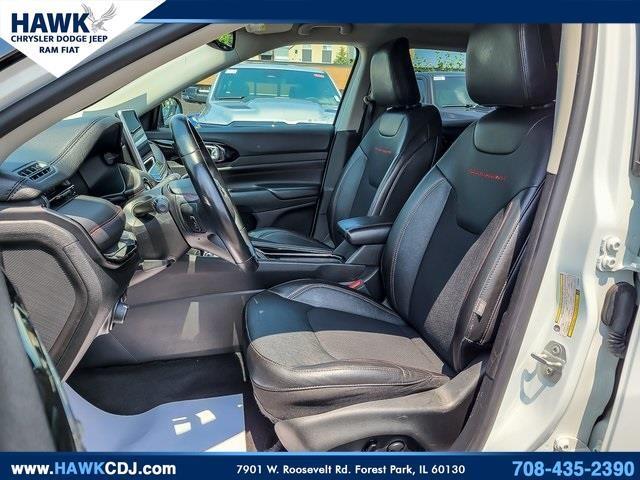 Photo of 2022 Bright White Clearcoat Jeep Compass