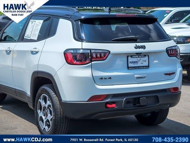 Photo of 2022 Bright White Clearcoat Jeep Compass