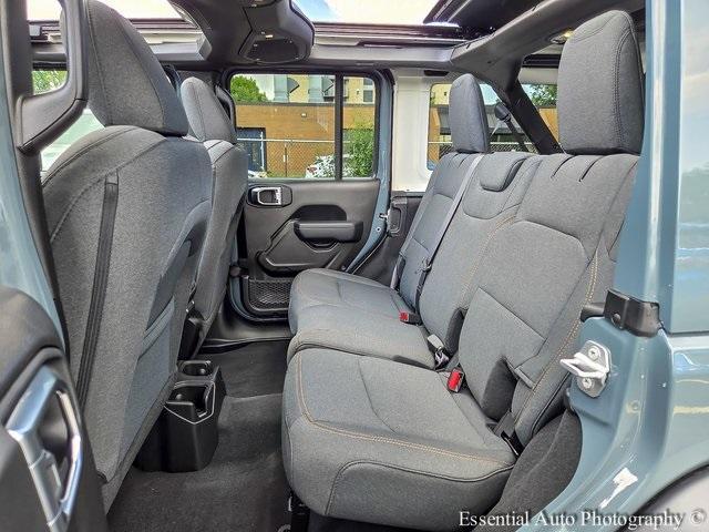 Photo of 2025 Anvil Clearcoat Jeep Wrangler