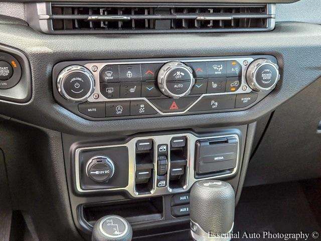 Photo of 2025 Anvil Clearcoat Jeep Wrangler