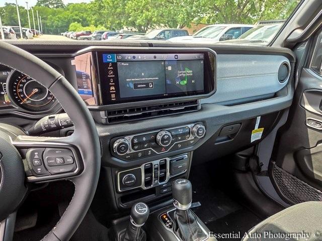 Photo of 2025 Anvil Clearcoat Jeep Wrangler