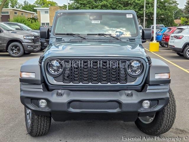 Photo of 2025 Anvil Clearcoat Jeep Wrangler
