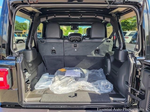 Photo of 2025 Black Clearcoat Jeep Wrangler