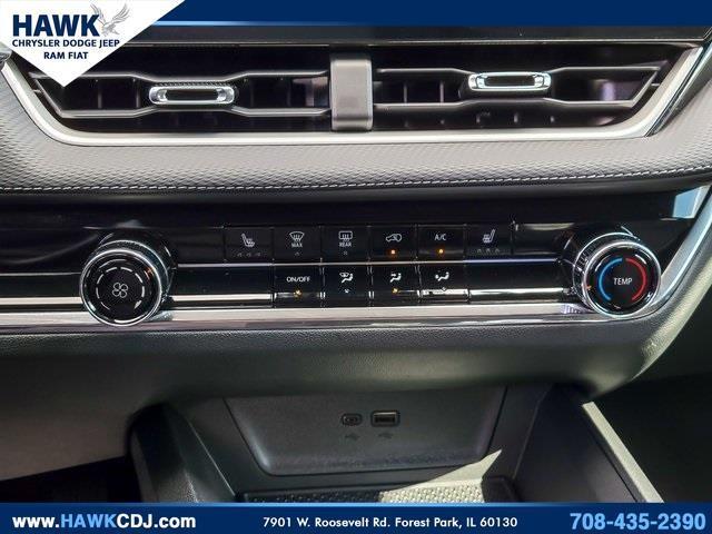 Photo of 2025 Summit White Chevrolet Equinox