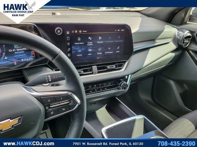 Photo of 2025 Summit White Chevrolet Equinox