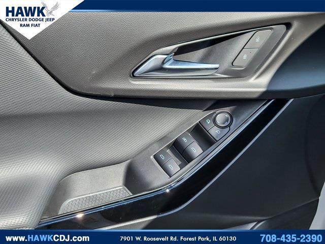 Photo of 2025 Summit White Chevrolet Equinox