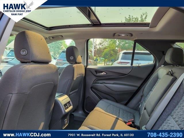 Photo of 2022 Mosaic Black Metallic Chevrolet Equinox