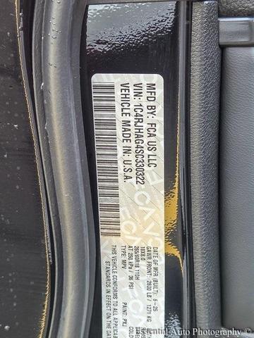 Photo of 2025 Diamond Black Jeep Grand Cherokee