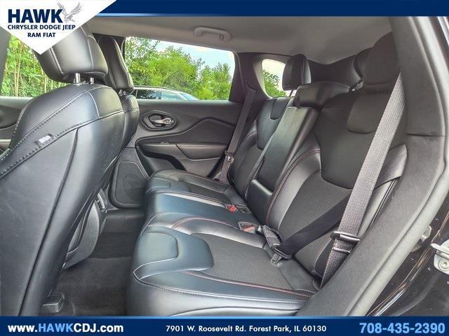 Photo of 2022 Diamond Black Jeep Cherokee