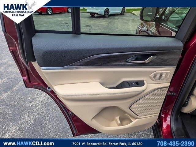Photo of 2023 Velvet Red Pearlcoat Jeep Grand Cherokee