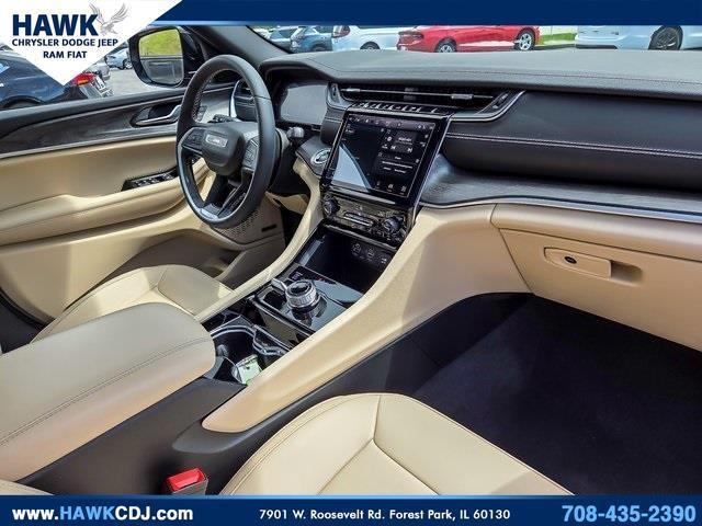 Photo of 2023 Velvet Red Pearlcoat Jeep Grand Cherokee