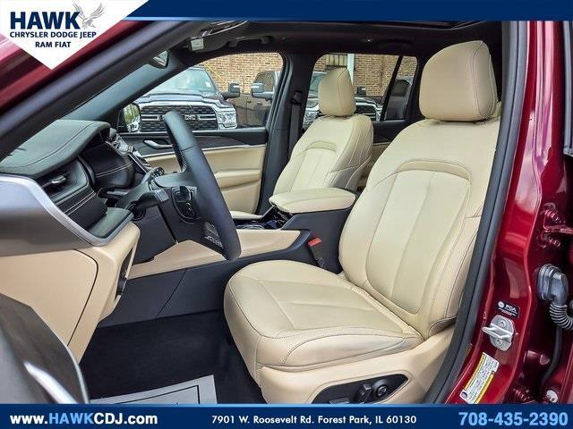 Photo of 2023 Velvet Red Pearlcoat Jeep Grand Cherokee