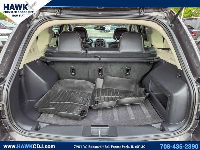 Photo of 2016 Granite Crystal Clearcoat Metallic Jeep Compass