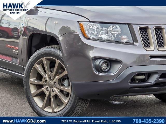 Photo of 2016 Granite Crystal Clearcoat Metallic Jeep Compass