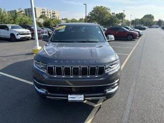 Photo of 2022 Metallic Jeep Wagoneer