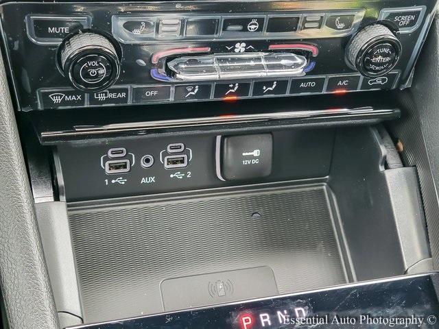 Photo of 2025 Metallic Jeep Grand Cherokee