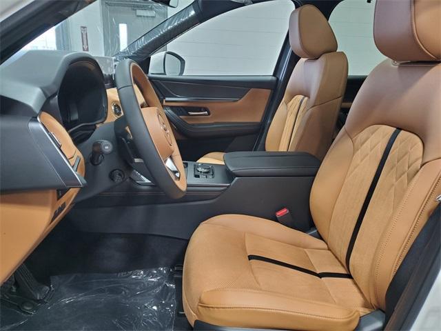 Photo of 2025 Rhodium Mazda CX-90