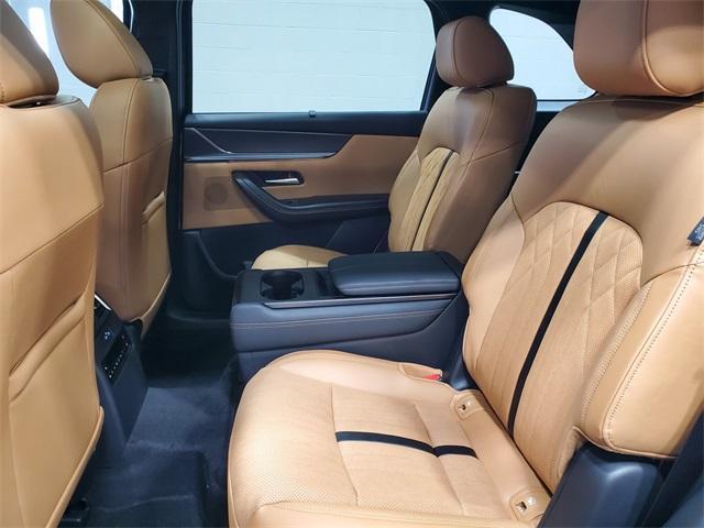 Photo of 2025 Rhodium Mazda CX-90