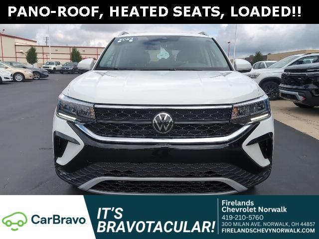 Photo of 2024 Pure White Volkswagen Taos