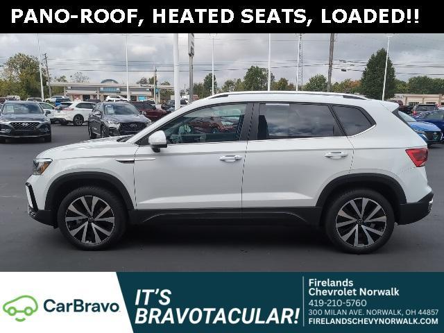 Photo of 2024 Pure White Volkswagen Taos