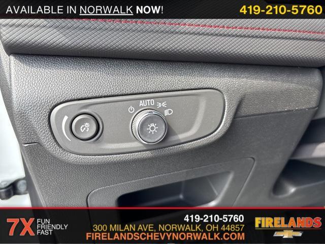 Photo of 2026 Pearl Chevrolet Trailblazer