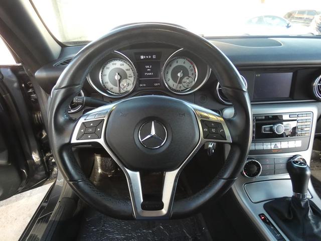 Photo of 2012 Gray Mercedes-Benz SLK-Class