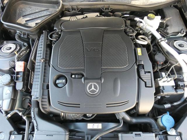 Photo of 2012 Gray Mercedes-Benz SLK-Class