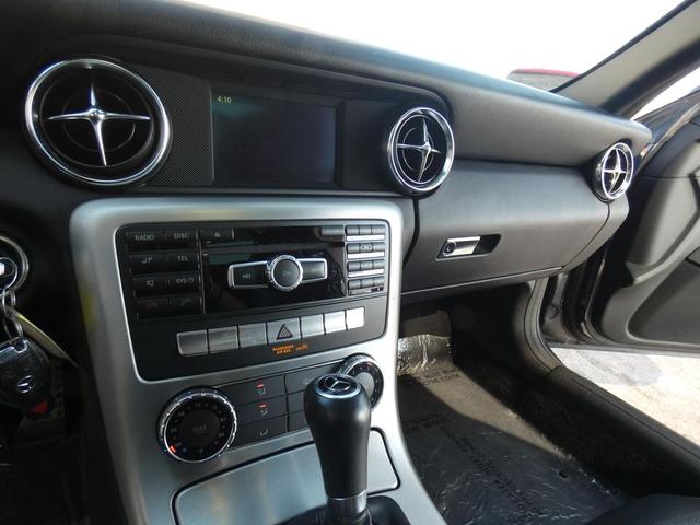 Photo of 2012 Gray Mercedes-Benz SLK-Class